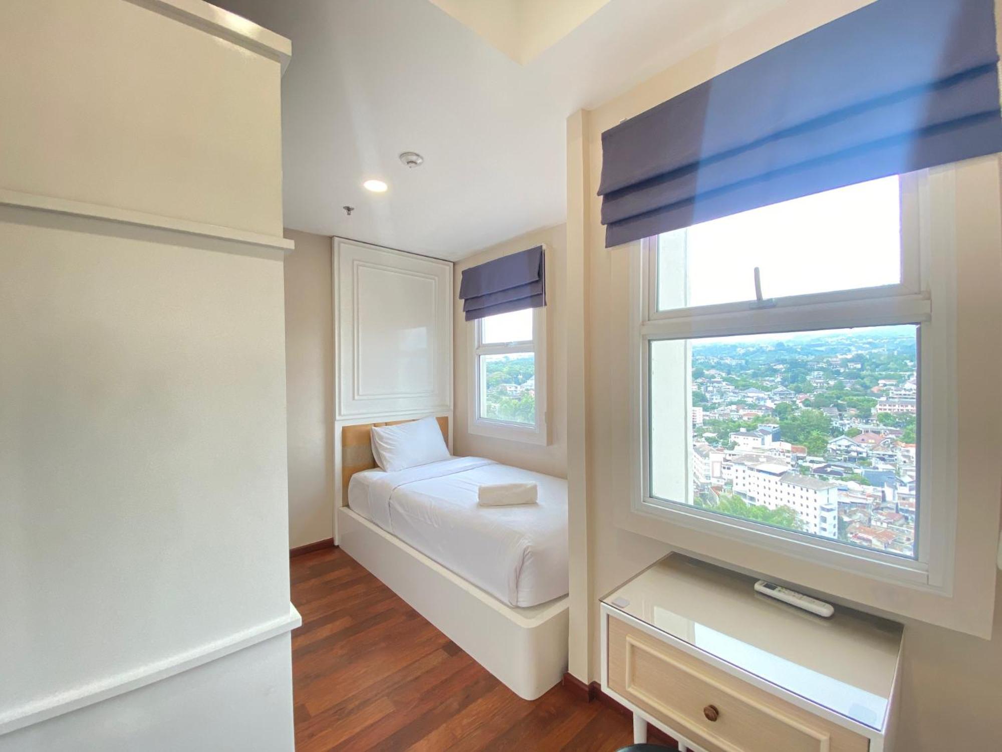 Luxurious 2br At Parahyangan By Travelio * Bandung