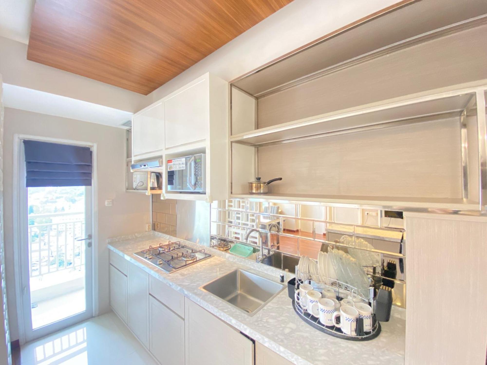 Luxurious 2br At Parahyangan By Travelio Bandung